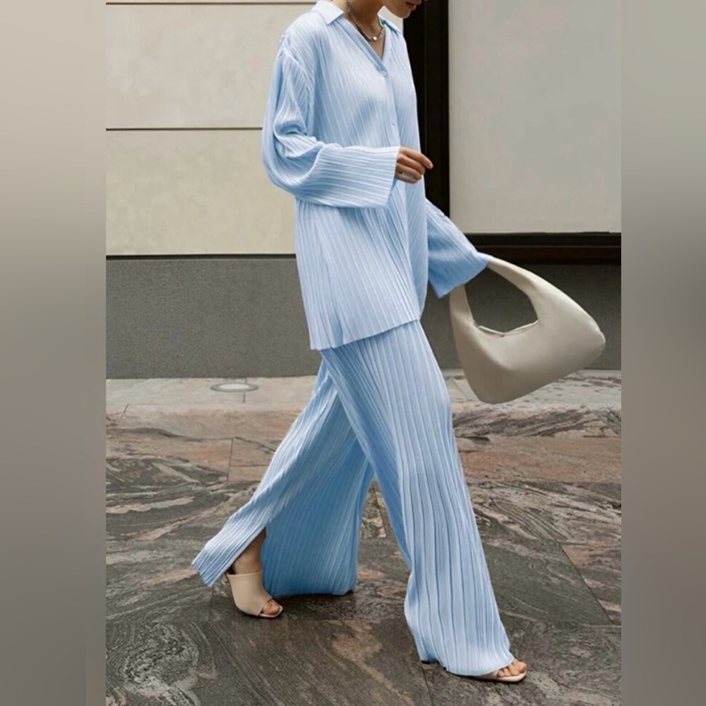 Commense Baby Blue Pleated Two Piece Leisure Set - S